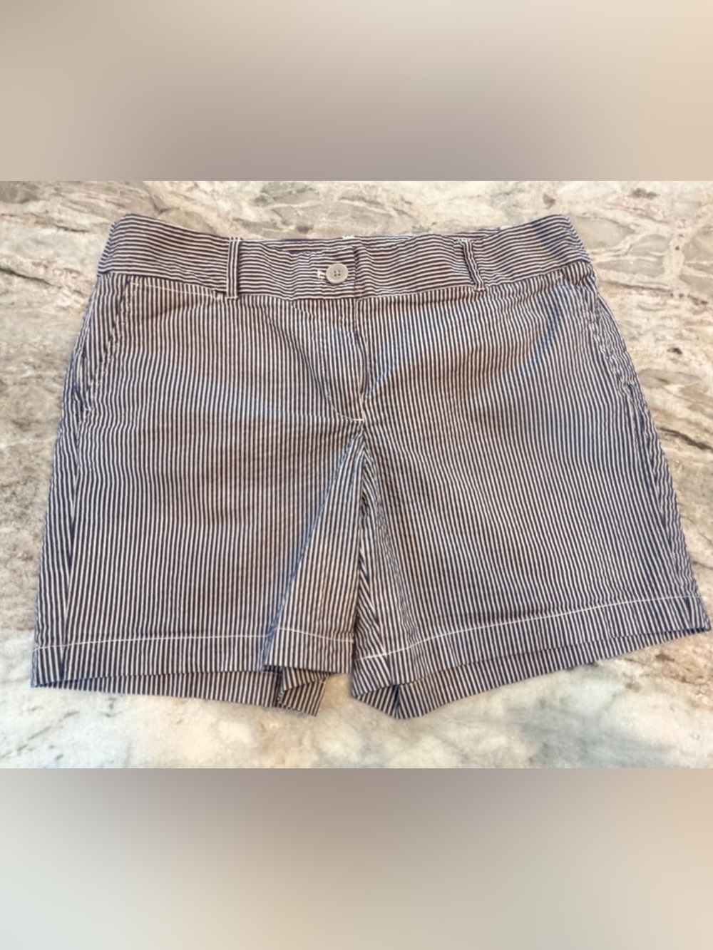 LOFT Riviera Seersucker Shorts Size 10 Navy White Striped Preppy